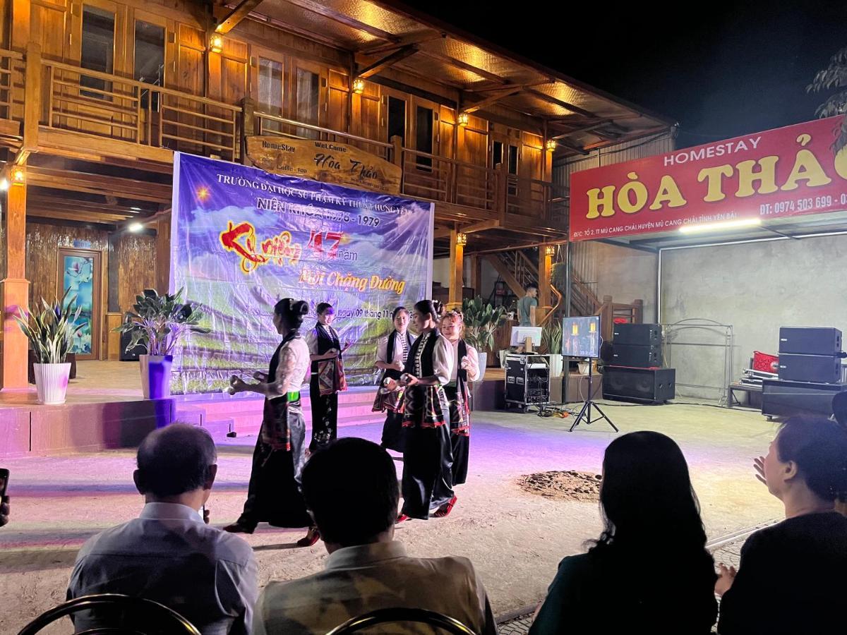 Homestay Hoa Thao - Bus ,Trek & Motorbike Mu Cang Chai ภายนอก รูปภาพ