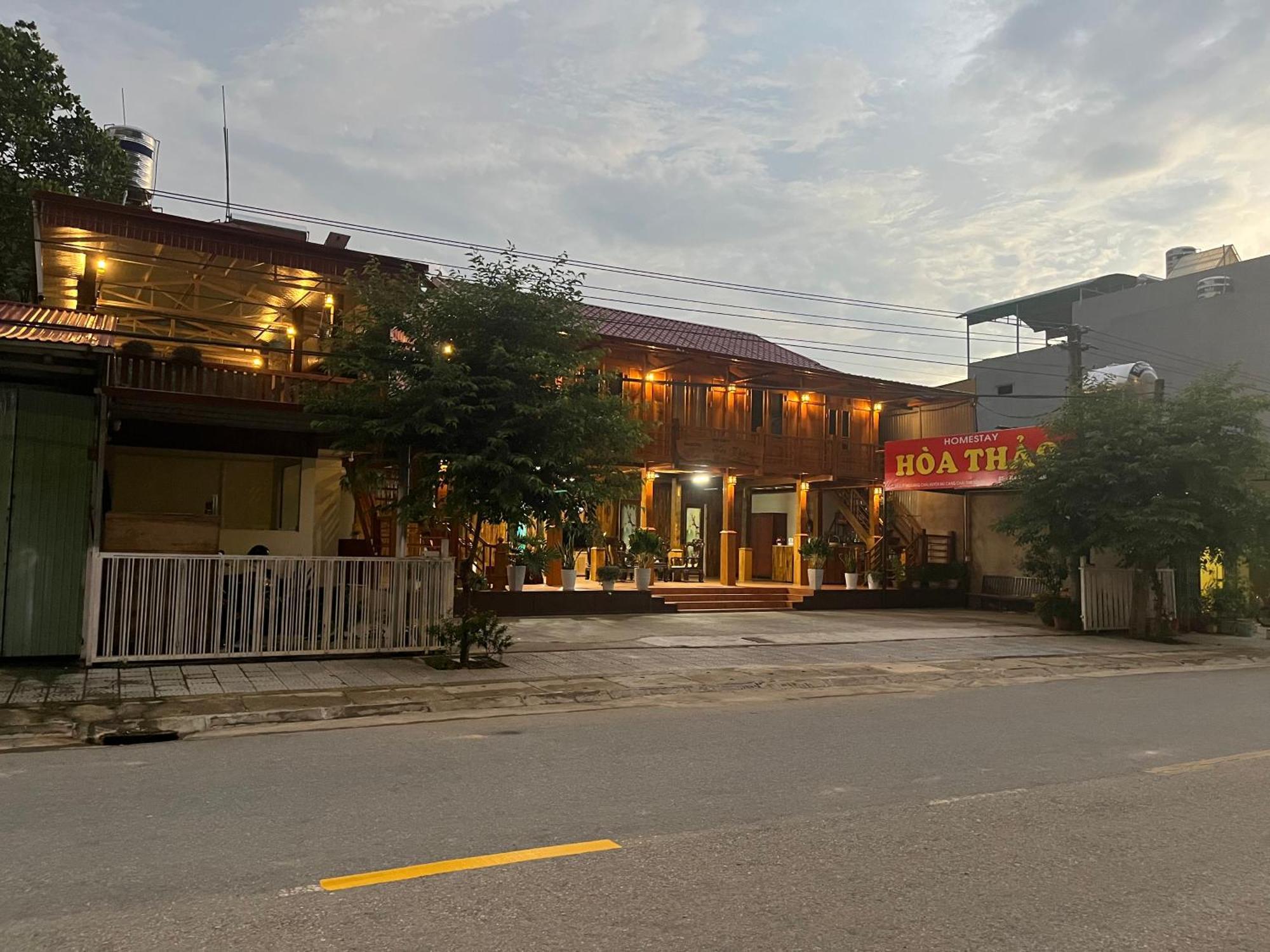 Homestay Hoa Thao - Bus ,Trek & Motorbike Mu Cang Chai ภายนอก รูปภาพ