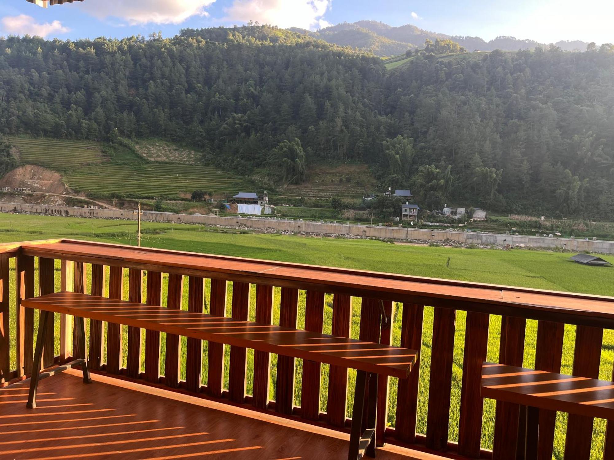 Homestay Hoa Thao - Bus ,Trek & Motorbike Mu Cang Chai ภายนอก รูปภาพ